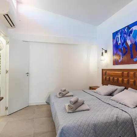 Azure Horizon And Breeze - Panoramic Ocean View And Heated Pool Villa *