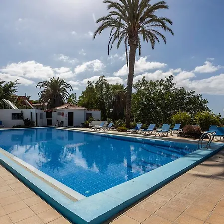 Villa Azure Horizon And Breeze - Panoramic Ocean View And Heated Pool *