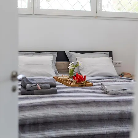 Azure Horizon And Breeze - Panoramic Ocean View And Heated Pool Villa *