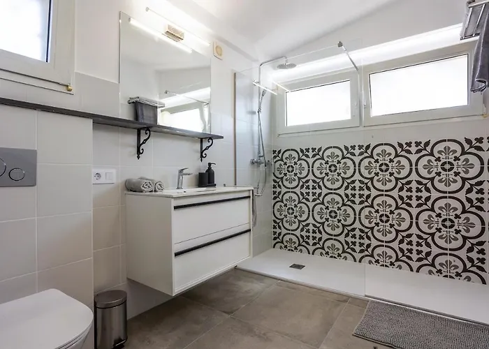 Villa Azure Horizon And Breeze - Panoramic Ocean View And Heated Pool *