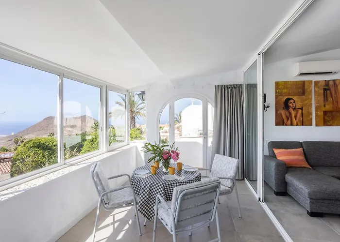 Azure Horizon And Breeze - Panoramic Ocean View And Heated Pool Villa *