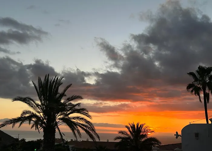 Azure Horizon And Breeze - Panoramic Ocean View And Heated Pool Villa Chayofa