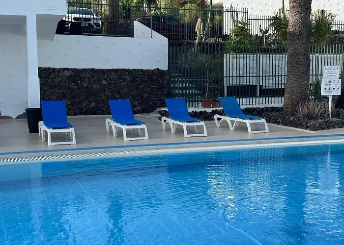 Azure Horizon And Breeze - Panoramic Ocean View And Heated Pool Villa