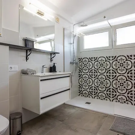 וילה Azure Horizon And Breeze - Panoramic Ocean View And Heated Pool *