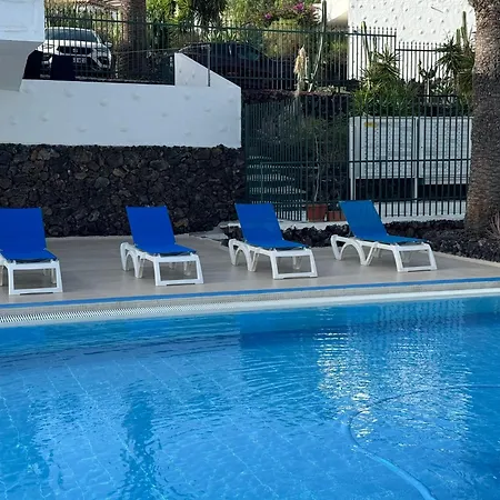 Azure Horizon And Breeze - Panoramic Ocean View And Heated Pool Villa