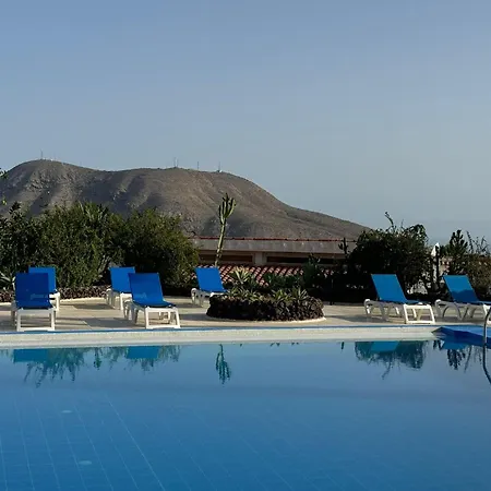 Azure Horizon And Breeze - Panoramic Ocean View And Heated Pool Chayofa