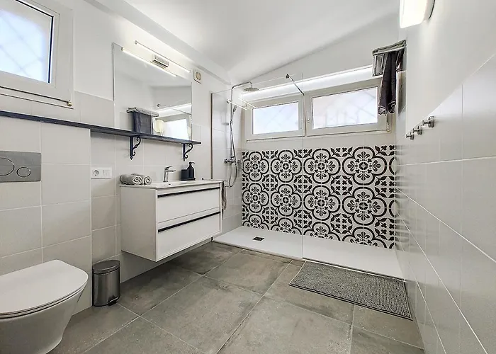 Azure Horizon And Breeze - Panoramic Ocean View And Heated Pool Willa