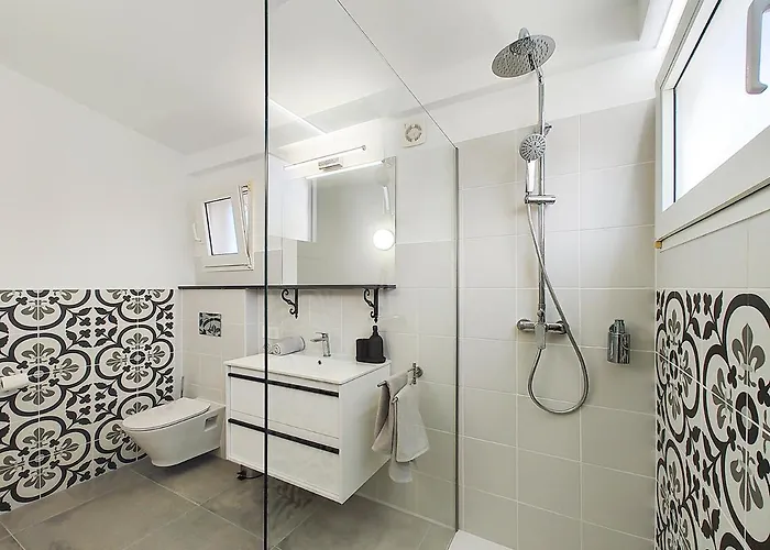 Azure Horizon And Breeze - Panoramic Ocean View And Heated Pool