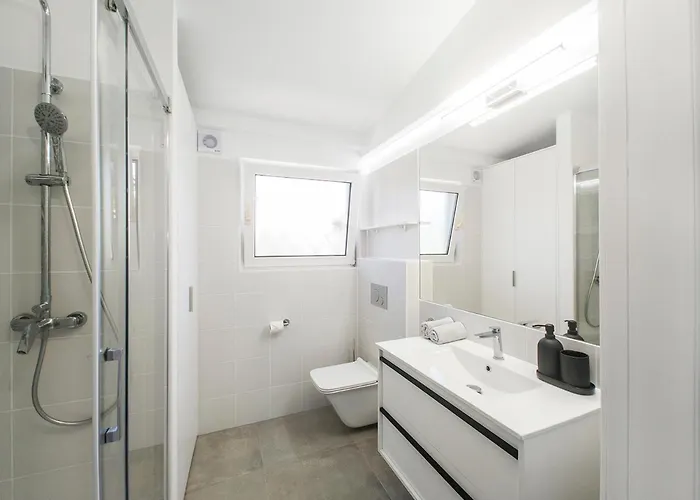 Azure Horizon And Breeze - Panoramic Ocean View And Heated Pool Willa