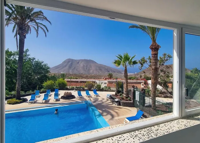 Azure Horizon And Breeze - Panoramic Ocean View And Heated Pool فيلة *